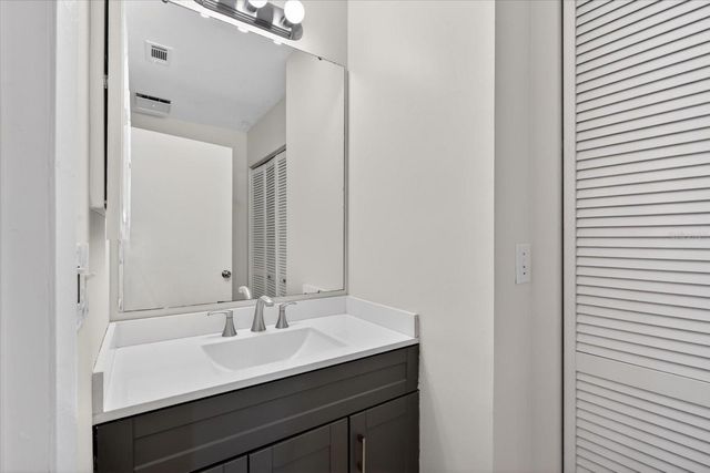 5261 BRASSY LOOP, North Port, FL 34287