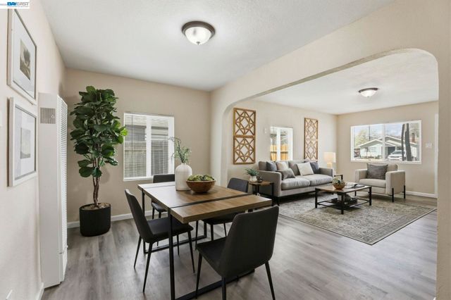 1976 Grand Ave, Sacramento, CA 95838