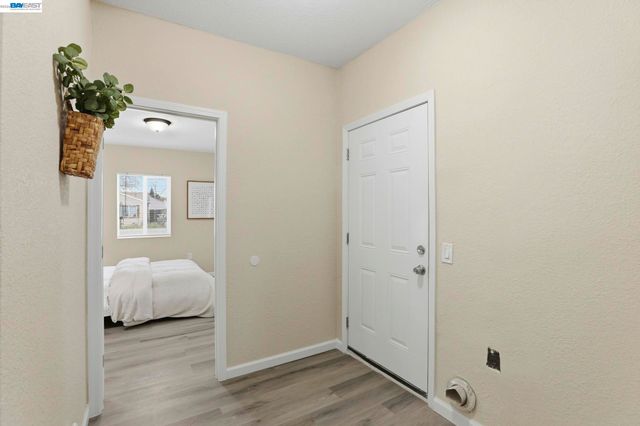 1976 Grand Ave, Sacramento, CA 95838