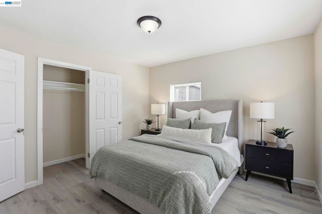 1976 Grand Ave, Sacramento, CA 95838