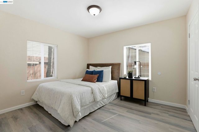 1976 Grand Ave, Sacramento, CA 95838