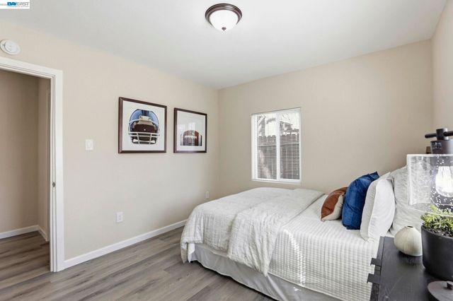 1976 Grand Ave, Sacramento, CA 95838