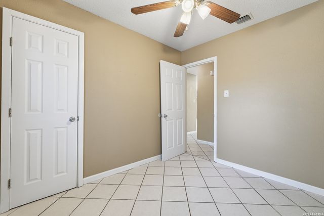 7138 TIMBER RIDGE DR, San Antonio, TX 78227