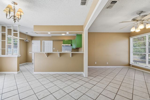 7138 TIMBER RIDGE DR, San Antonio, TX 78227