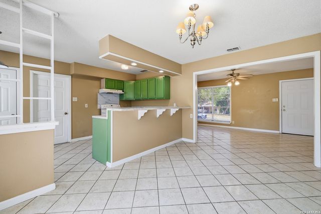 7138 TIMBER RIDGE DR, San Antonio, TX 78227
