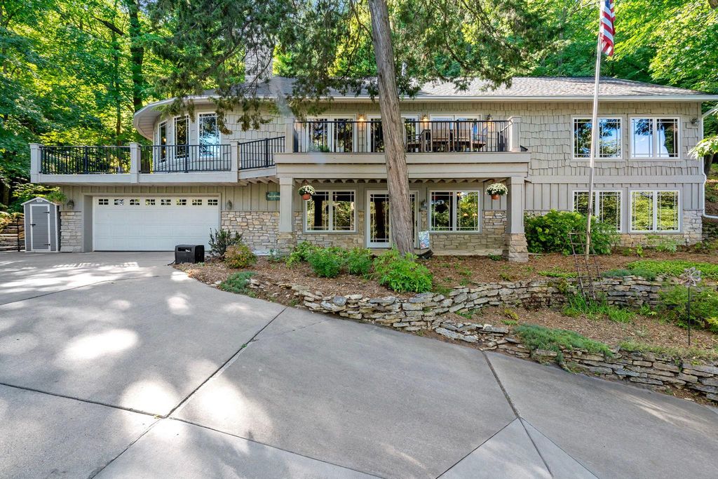 4350 River Road S, Afton, MN 55001 — exterior