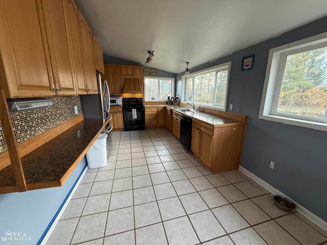 6515 Lakeshore Road, Worth Twp, MI 48450