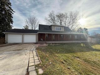 6515 Lakeshore Road, Worth Twp, MI 48450