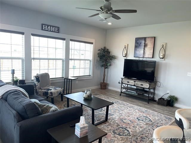 1198 Bullrush Circle, Calera, OK 74730