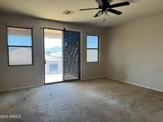 7521 W SOUTHGATE Avenue, Phoenix, AZ 85043