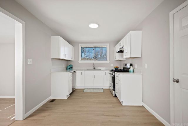 197 Rock St, North Little Rock, AR 72118