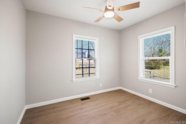 197 Rock St, North Little Rock, AR 72118