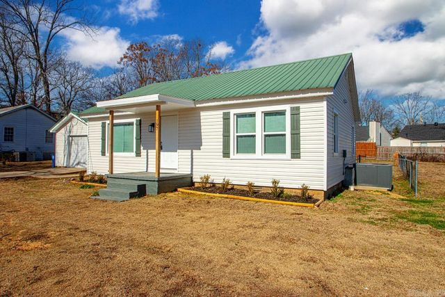 197 Rock St, North Little Rock, AR 72118