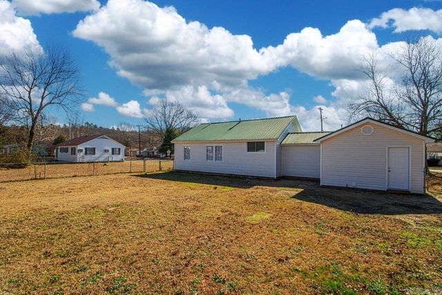 197 Rock St, North Little Rock, AR 72118