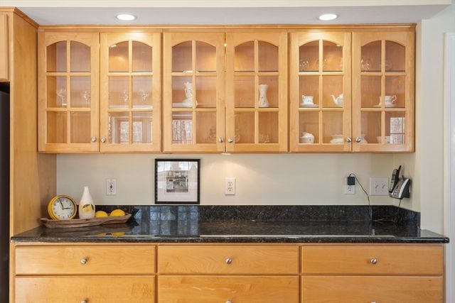 34 Clover Hill Drive, Chelmsford, MA 01824