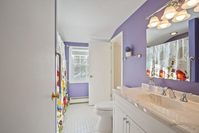 34 Clover Hill Drive, Chelmsford, MA 01824