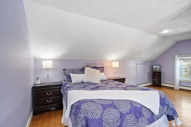 34 Clover Hill Drive, Chelmsford, MA 01824