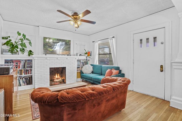 4017 Oxford Avenue, El Paso, TX 79903