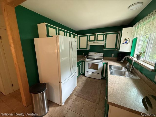 3055 E Mouch Drive, Mio, MI 48647