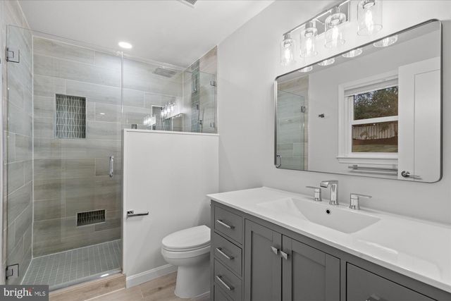 624 PULMAN PL, Alexandria, VA 22305