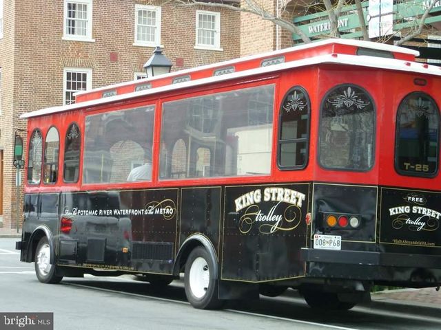 624 PULMAN PL, Alexandria, VA 22305