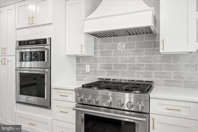 624 PULMAN PL, Alexandria, VA 22305