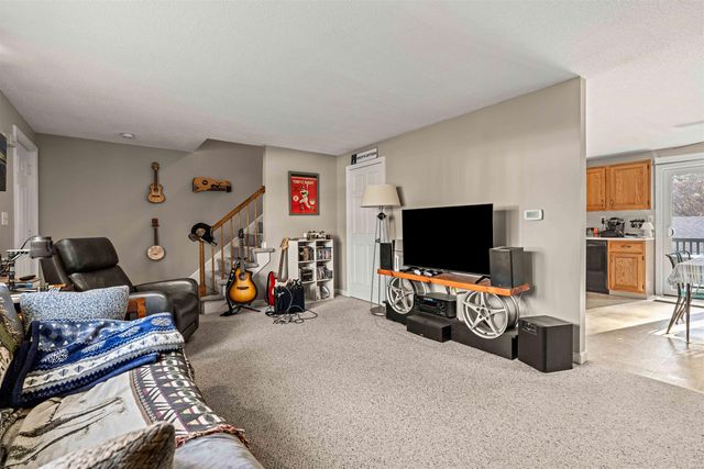 56 Kingston Road B, Plaistow, NH 03865