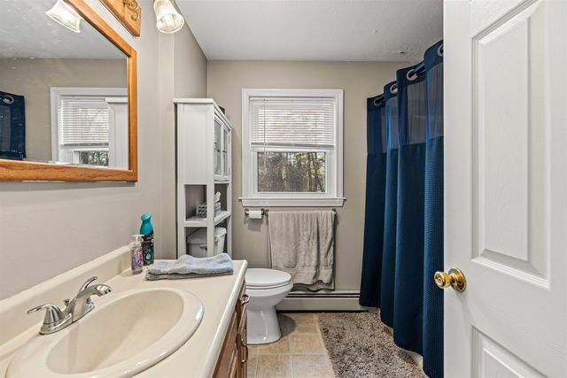 56 Kingston Road B, Plaistow, NH 03865