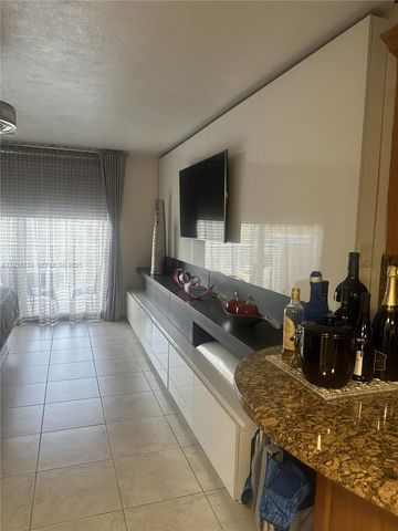 19201 Collins Ave 236, Sunny Isles Beach, FL 33160