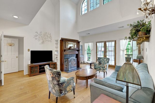 219 Harris Road, Highlands, TX 77562