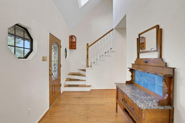 219 Harris Road, Highlands, TX 77562