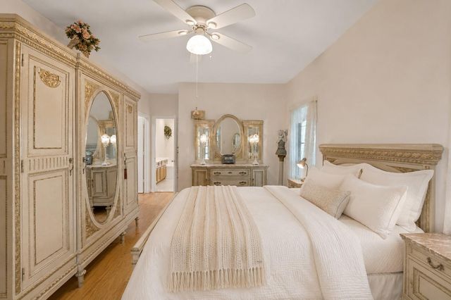 219 Harris Road, Highlands, TX 77562