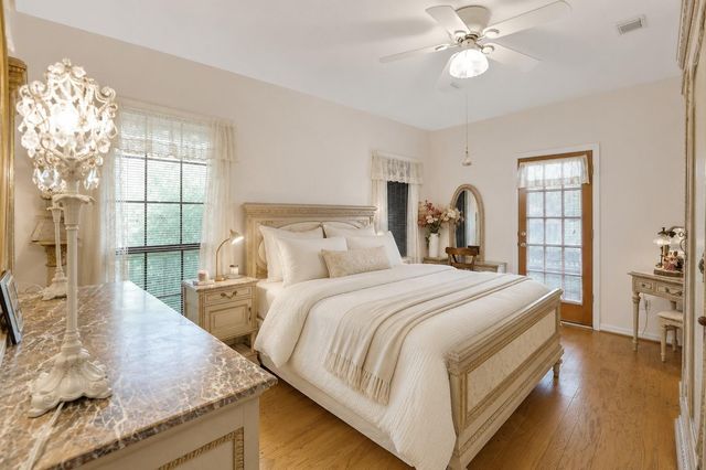 219 Harris Road, Highlands, TX 77562
