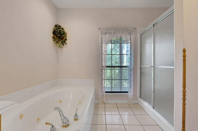 219 Harris Road, Highlands, TX 77562