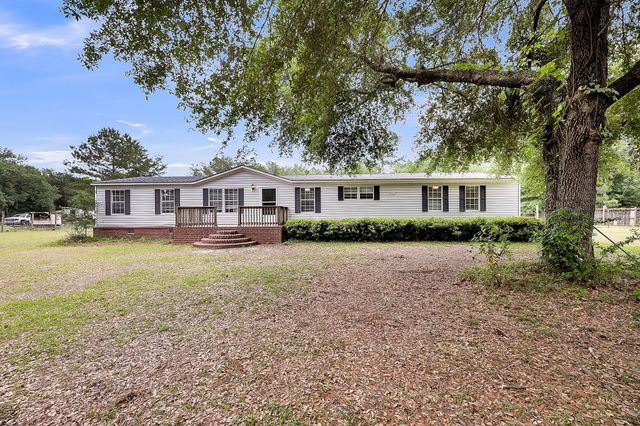 5056 Red Oak Road, Cottageville, SC 29435