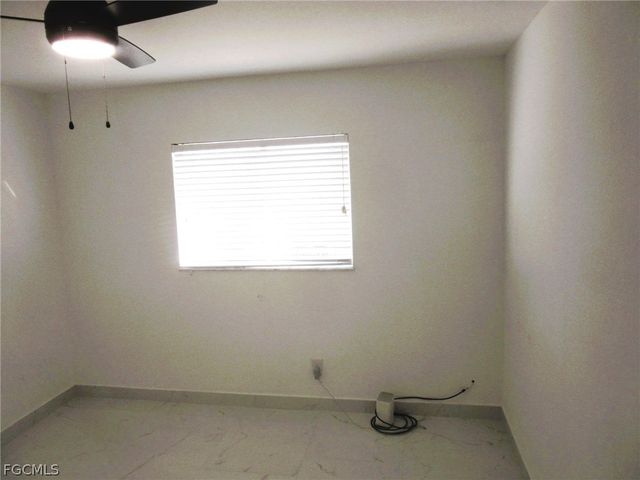 128 SW 34th PL, Cape Coral, FL 33991