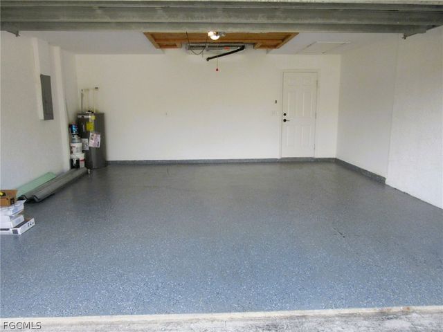 128 SW 34th PL, Cape Coral, FL 33991