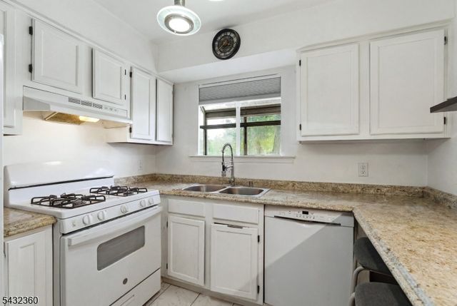 703 Pinehurst-10 10, Union Twp., NJ 07083