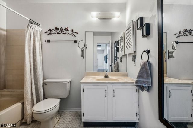 703 Pinehurst-10 10, Union Twp., NJ 07083