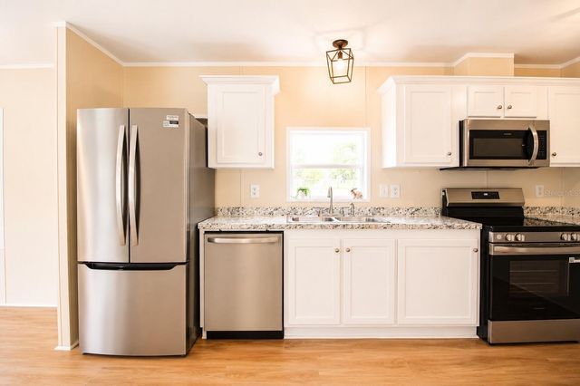 21313 NW 56TH PLACE, Newberry, FL 32669