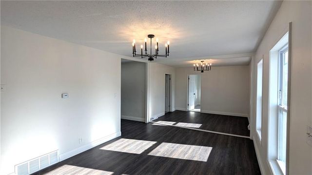 3812 E 93RD Street, Kansas City, MO 64132