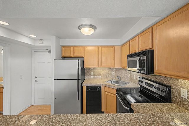 1833 N Williams Street 401, Denver, CO 80218