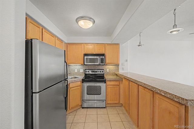 1833 N Williams Street 401, Denver, CO 80218