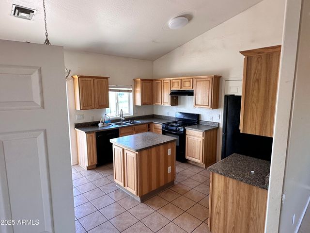 _1150 S 30th Street S, St Johns, AZ 85936