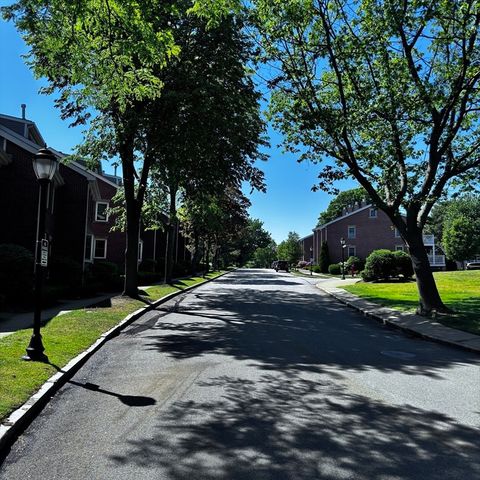 1 Boatswains Way 1, Chelsea, MA 02150