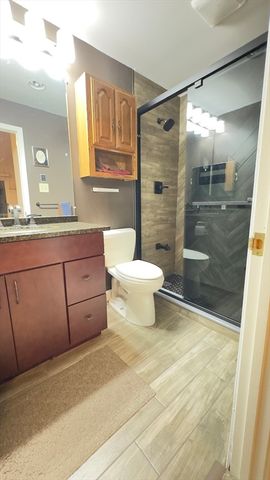 1 Boatswains Way 1, Chelsea, MA 02150