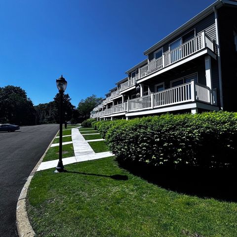 1 Boatswains Way 1, Chelsea, MA 02150