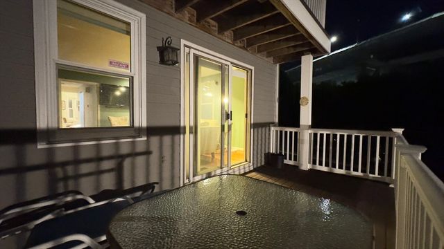 1 Boatswains Way 1, Chelsea, MA 02150