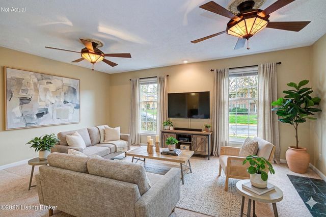 308 Stonehenge Dr 102, Louisville, KY 40207