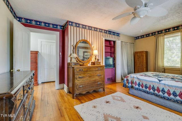 375 Pine Hill Road, Elizabethton, TN 37643